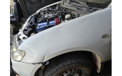 Mitsubishi L200 CR sol öan çamurluk beyaz